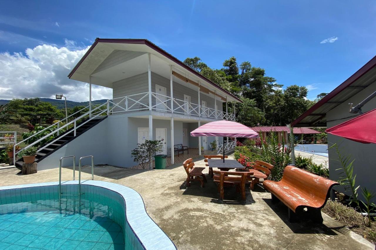 Spot On 90279 Kinomulok Garden Hotell Ranau Exteriör bild