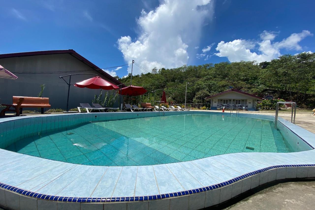 Spot On 90279 Kinomulok Garden Hotell Ranau Exteriör bild